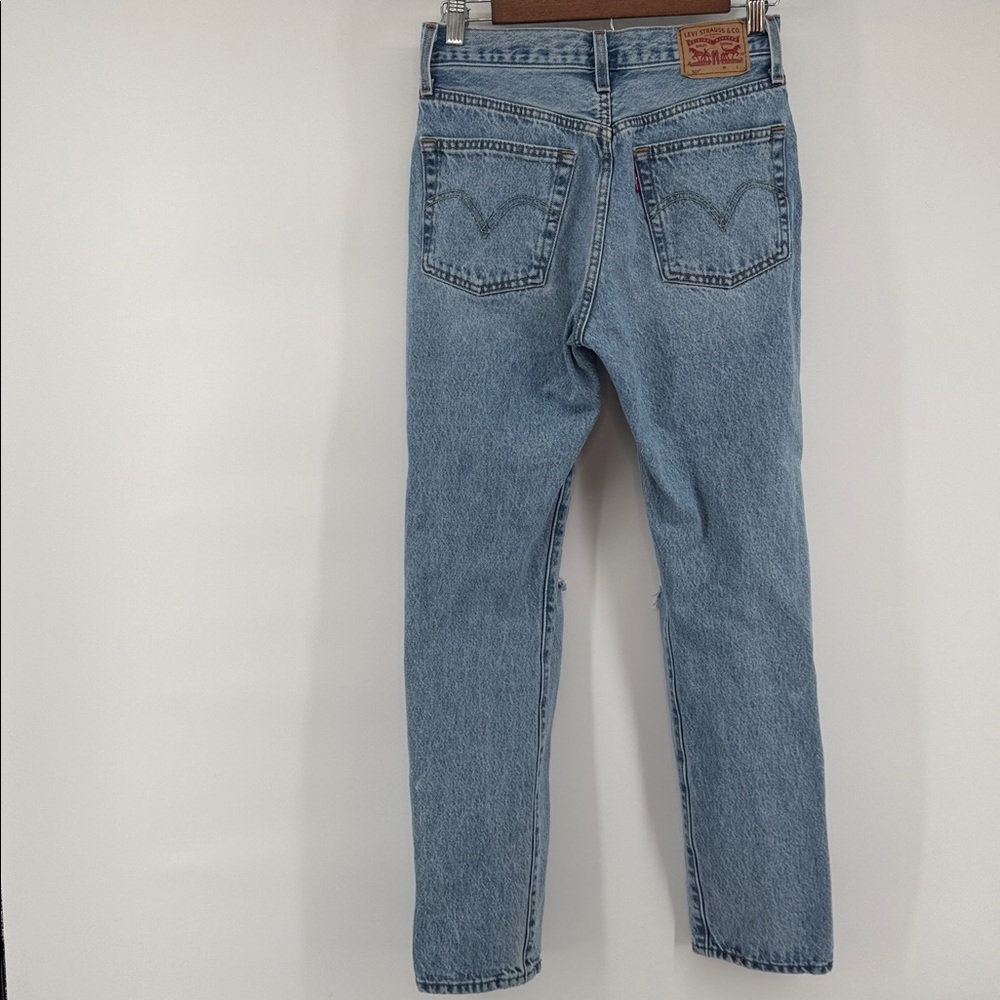 Levi's 501's  Classic Women's button fly Blue Distressed Jeans Size W26" L30" - Picture 2 of 9